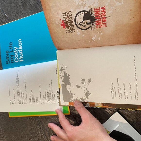 LOT OF 4 UPPER PLAYGROUND ART FIFTY24SF CATALOGUE ART BOOK RARE PREOWNED - Picture 15 of 16